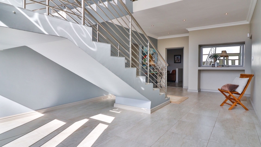 6 Bedroom Property for Sale in Kleinbaai Western Cape